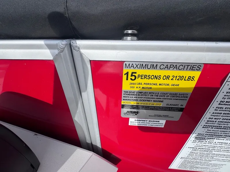 Slide: The Image of Sweetwater SW2286SB 2024 - 17