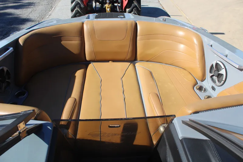 Slide: The Image of Malibu Wakesetter 22 MXZ 2019 - 15