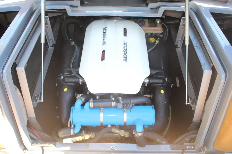 Slide: The Image of Malibu Wakesetter 22 MXZ 2019 - 18