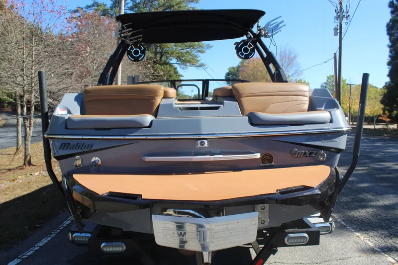 Slide: The Image of Malibu Wakesetter 22 MXZ 2019 - 5