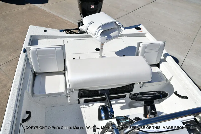 Slide: The Image of Ranger RB200 Cup w/150HP Mercury Pro-XS 2026 - 18