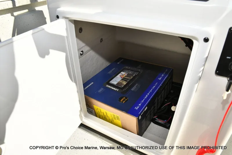 Slide: The Image of Ranger RB200 Cup w/150HP Mercury Pro-XS 2026 - 49