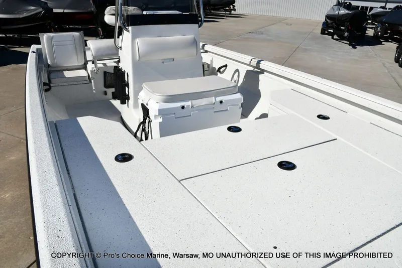 Slide: The Image of Ranger RB200 Cup w/150HP Mercury Pro-XS 2026 - 8