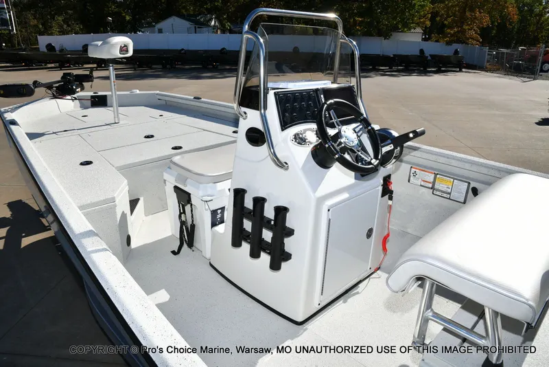 Slide: The Image of Ranger RB200 Cup w/150HP Mercury Pro-XS 2026 - 9