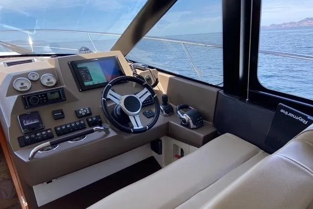 Slide: The Image of Prestige 450S 2016 - 17