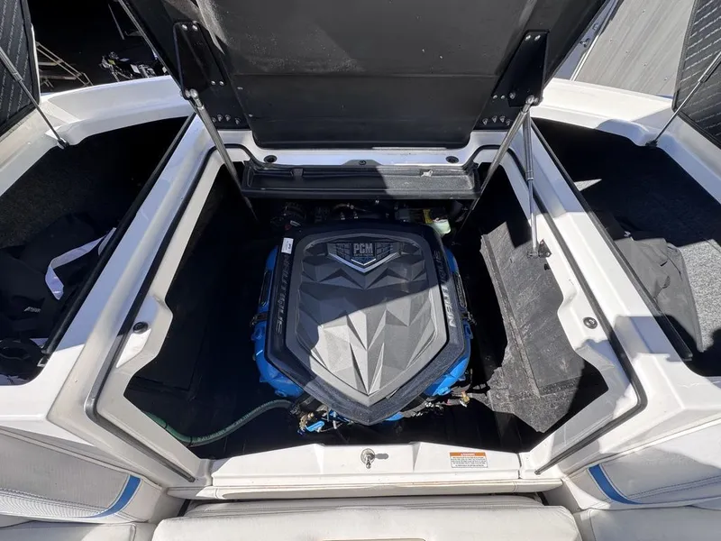 Slide: The Image of Nautique G23 2017 - 17