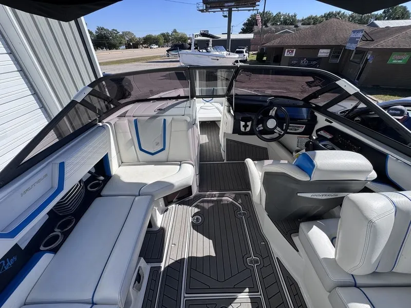 Slide: The Image of Nautique G23 2017 - 7