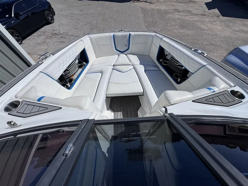 Slide: The Image of Nautique G23 2017 - 8