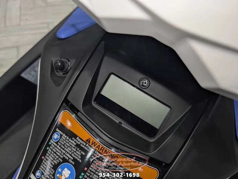 Slide: The Image of Sea-Doo Spark for 3 2026 - 15