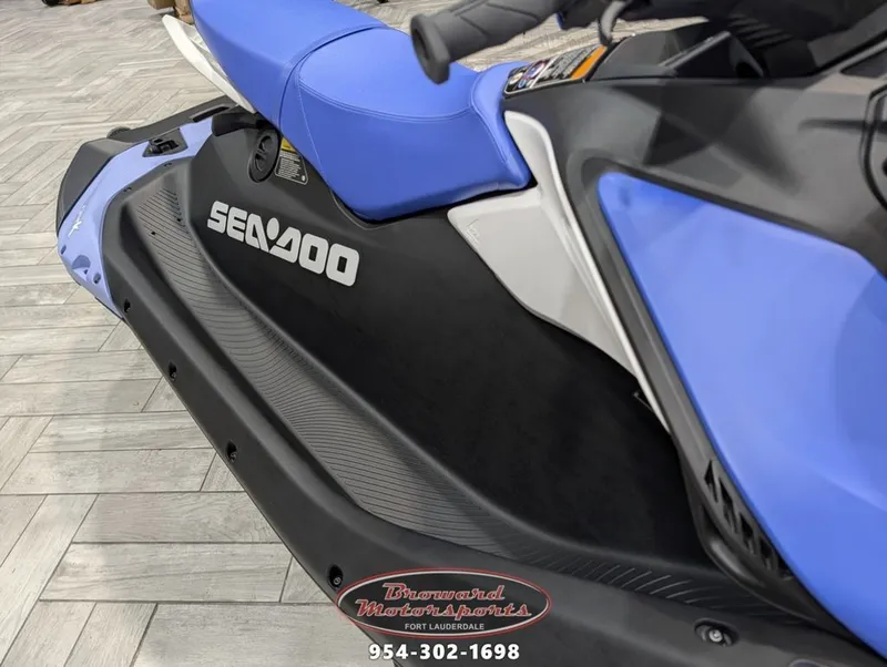 Slide: The Image of Sea-Doo Spark for 3 2026 - 8