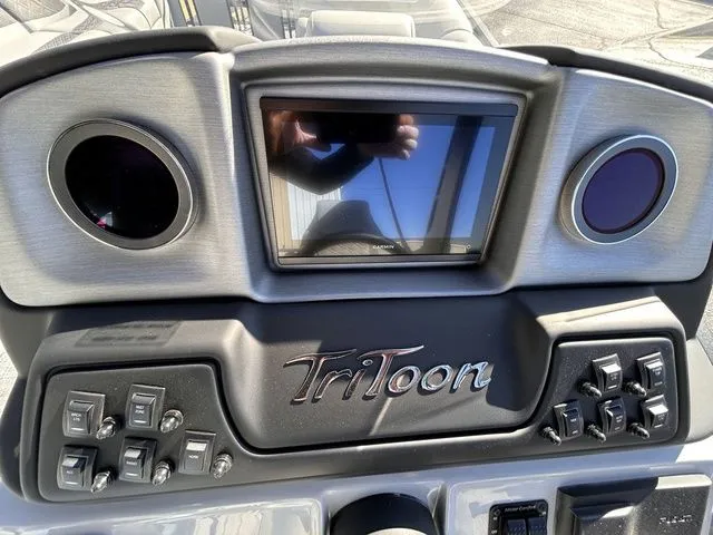 Slide: The Image of JC Neptoon 25TT Sport HTH 2026 - 10