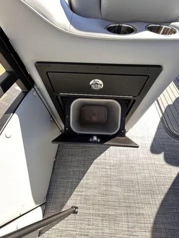 Slide: The Image of JC Neptoon 25TT Sport HTH 2026 - 9