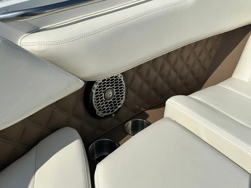 Slide: The Image of Cobalt A25 2014 - 46