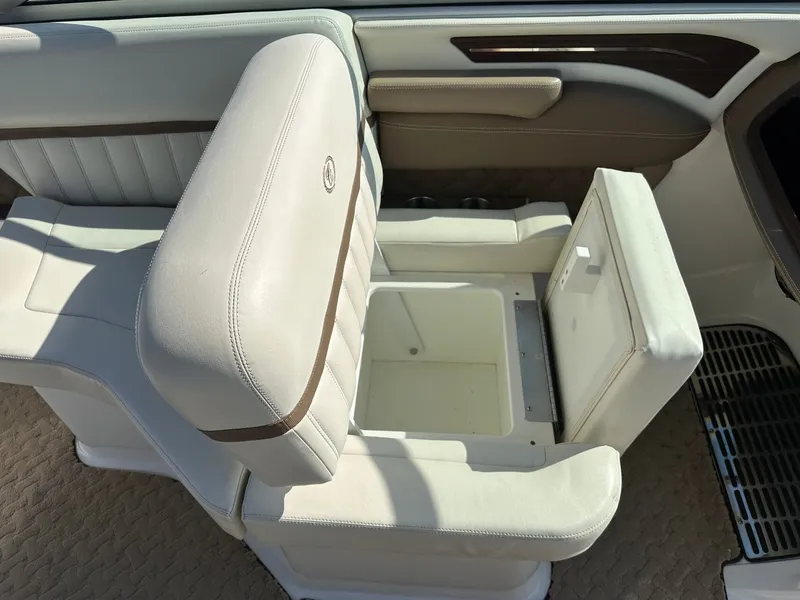 Slide: The Image of Cobalt A25 2014 - 50