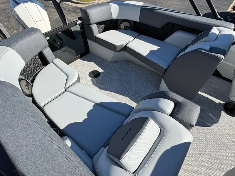 Slide: The Image of Alera M23Q 2026 - 16