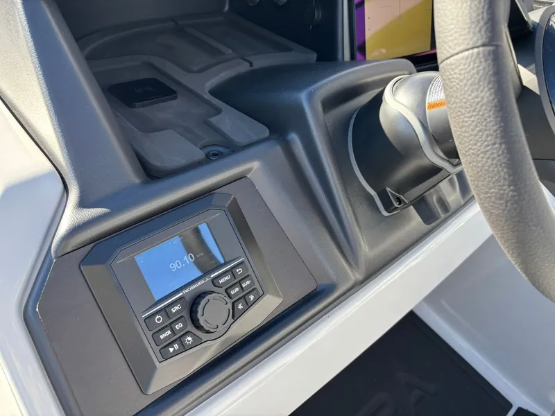 Slide: The Image of Alera M23Q 2026 - 22