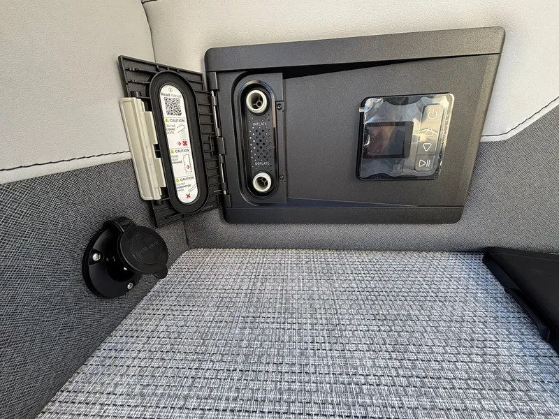 Slide: The Image of Alera M23Q 2026 - 8