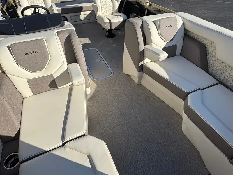 Slide: The Image of Alera M23L 2026 - 24