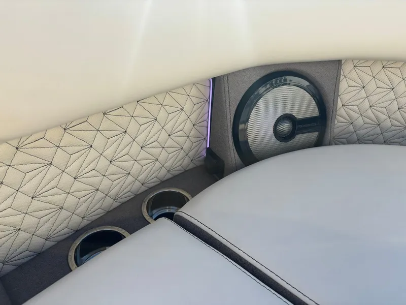 Slide: The Image of Alera M23L 2026 - 26