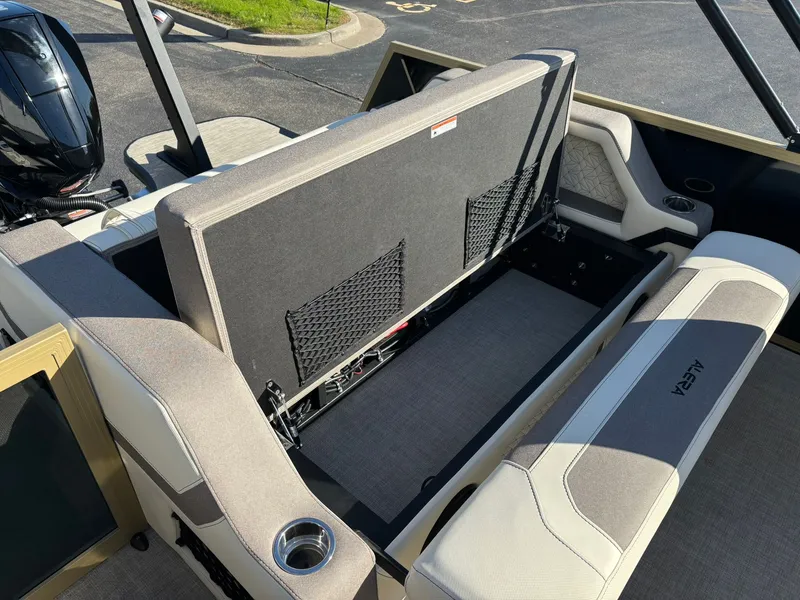 Slide: The Image of Alera M23L 2026 - 8