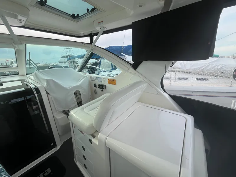 Slide: The Image of Tiara 3600 Open 2006 - 18