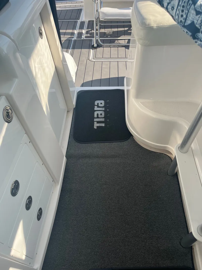 Slide: The Image of Tiara 3600 Open 2006 - 42