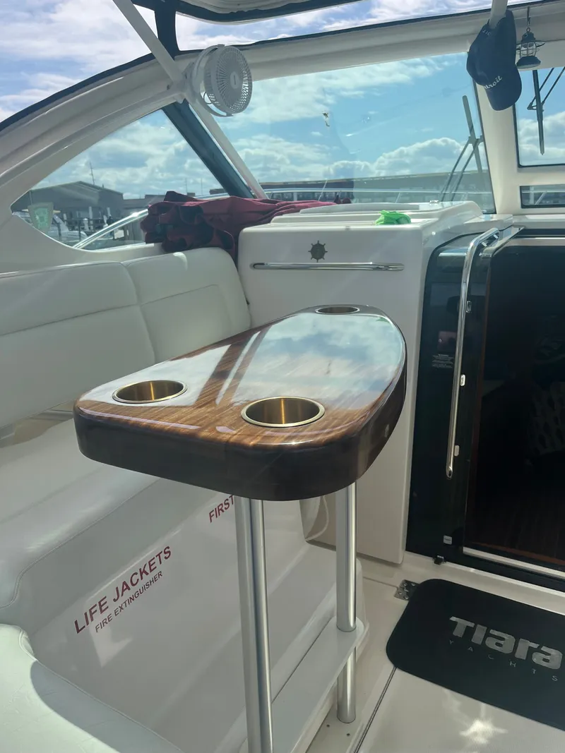 Slide: The Image of Tiara 3600 Open 2006 - 69