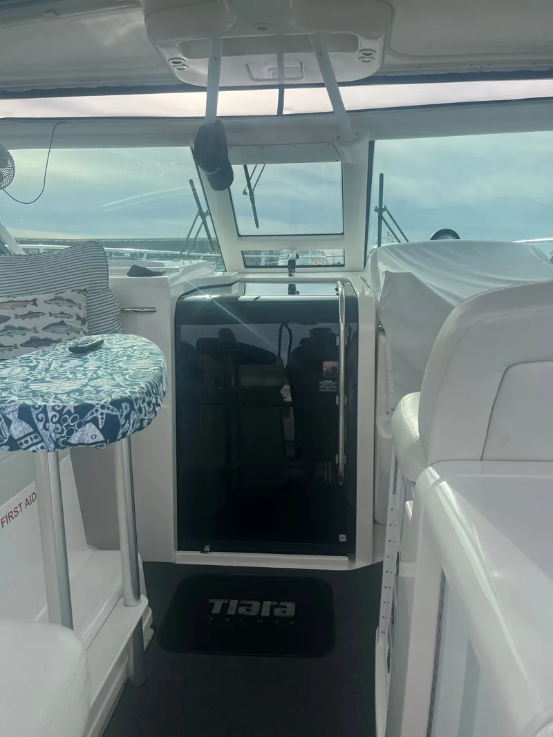 Slide: The Image of Tiara 3600 Open 2006 - 8