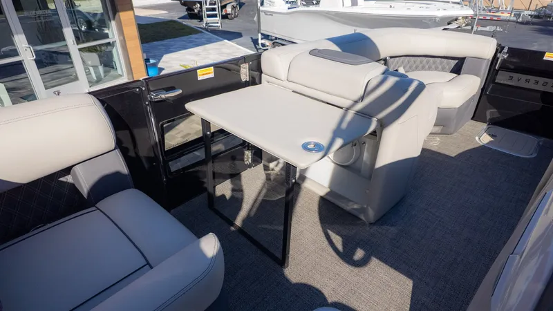 Slide: The Image of Barletta Reserve Leggera 26MA 2024 - 17