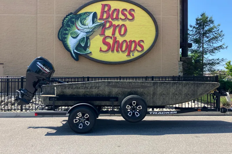 The Image of 2026 Tracker Grizzly 1650 T Prairie Wings Edition boat at Bass Pro Shops. - 0