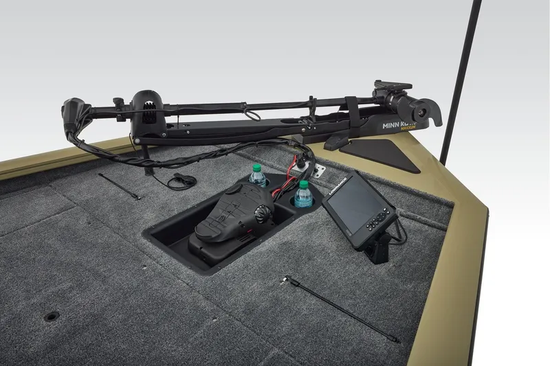 Slide: The Image of Close-up of a Tracker Pro Team 195 boat propeller, 2026 model. - 18