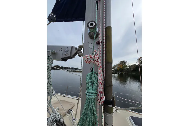 Slide: The Image of Island Packet 420 2001 - 76