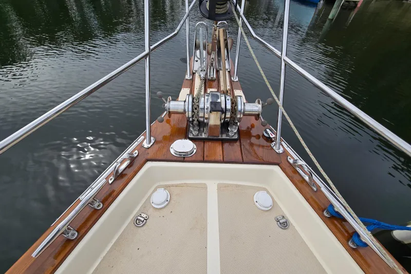 Slide: The Image of Island Packet 420 2001 - 78