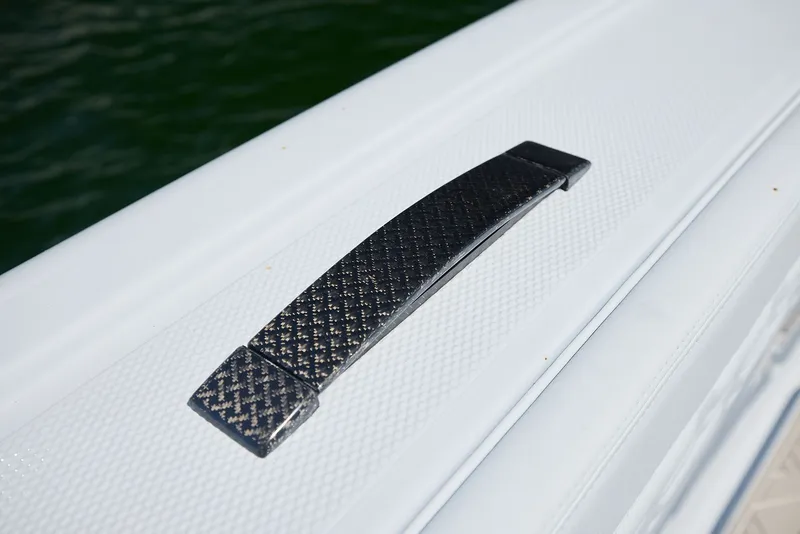 Slide: The Image of Handle on the Midnight Express 52 Vitesse 2026 yacht. - 7