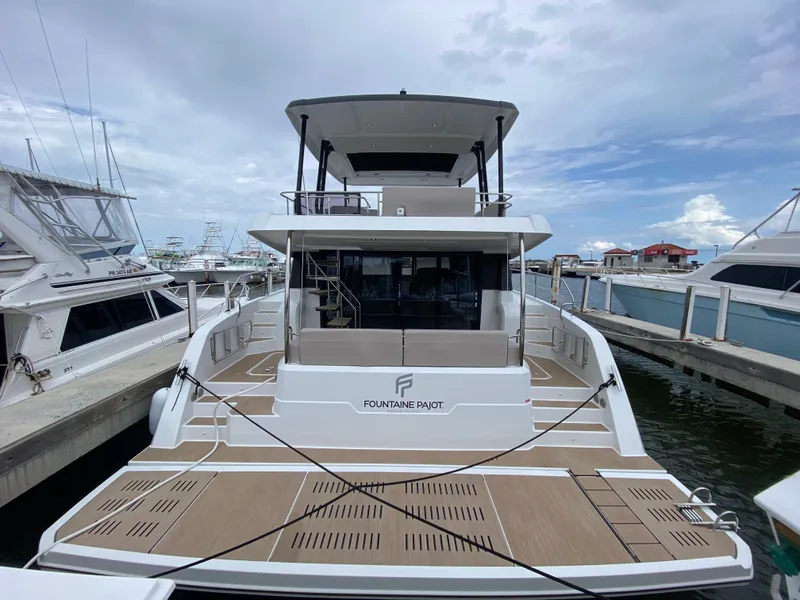 Slide: The Image of Fountaine Pajot MY 6 2022 - 5
