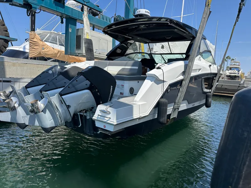 Slide: The Image of Cruisers 38 GLS 2021 - 46
