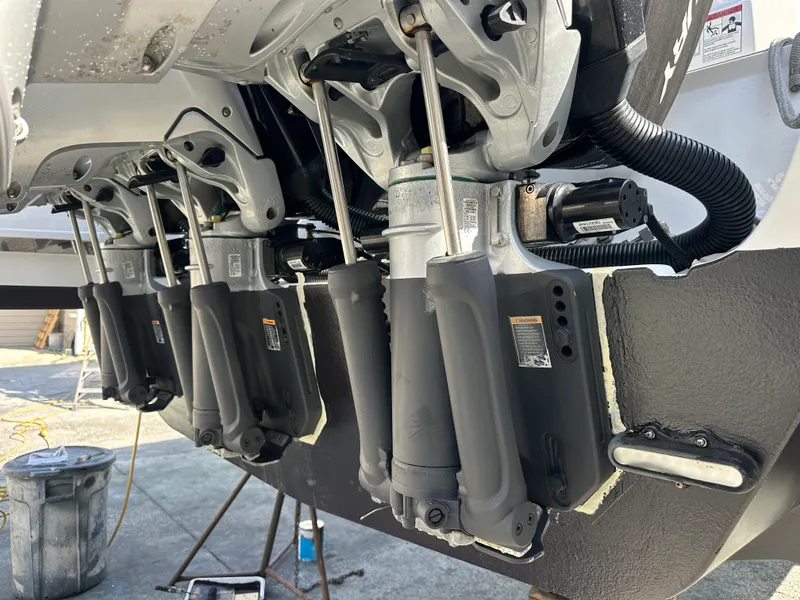 Slide: The Image of Cruisers 38 GLS 2021 - 50