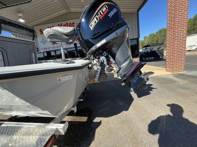 Slide: The Image of Avid 23 Mag 2024 - 14