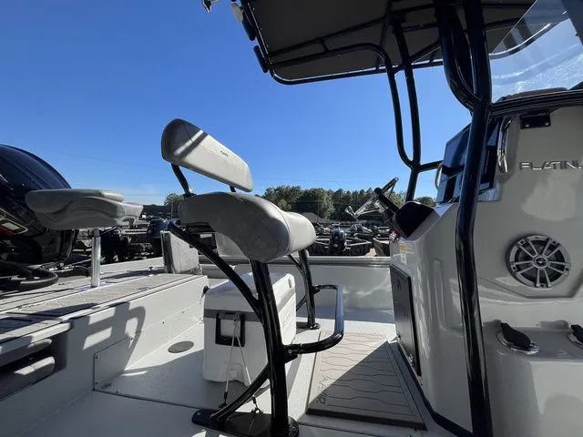 Slide: The Image of Avid 23 Mag 2024 - 18