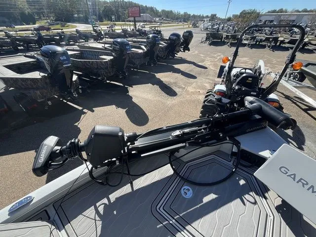 Slide: The Image of Avid 23 Mag 2024 - 32