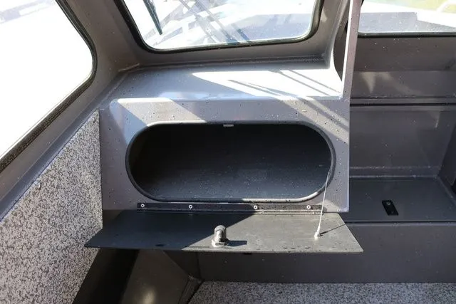 Slide: The Image of Alumaweld Stryker 220 2026 - 11