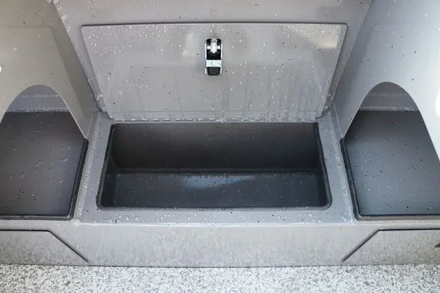 Slide: The Image of Alumaweld Stryker 220 2026 - 25