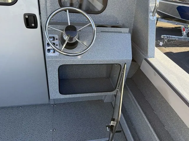 Slide: The Image of Kingfisher Escape HT 2425 2025 - 20