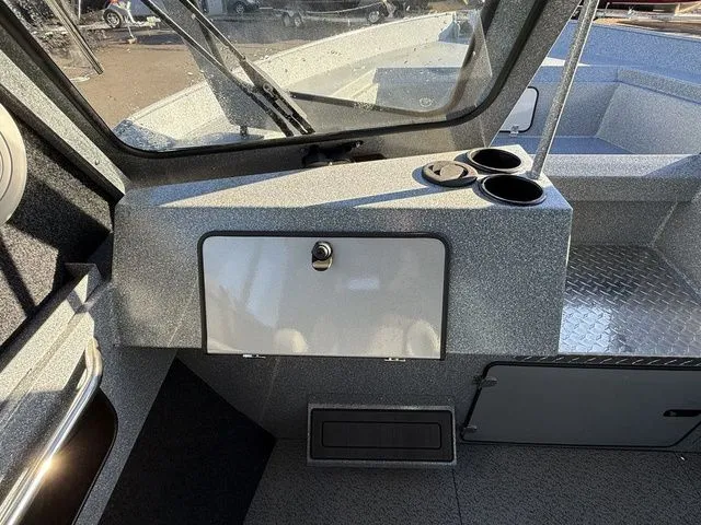 Slide: The Image of Kingfisher Escape HT 2425 2025 - 25