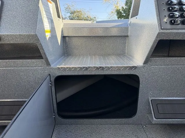 Slide: The Image of Kingfisher Escape HT 2425 2025 - 28