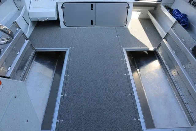 Slide: The Image of Kingfisher Escape 2425 HT 2026 - 15