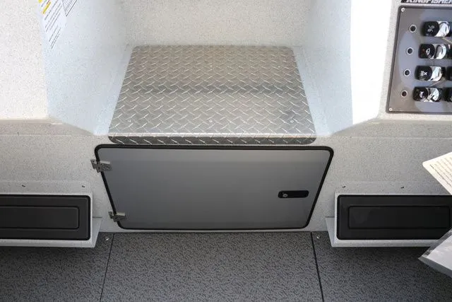 Slide: The Image of Kingfisher Escape 2425 HT 2026 - 24