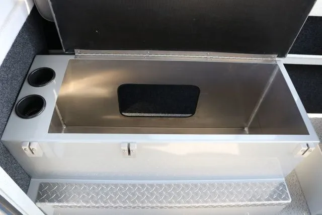 Slide: The Image of Kingfisher Escape 2425 HT 2026 - 28