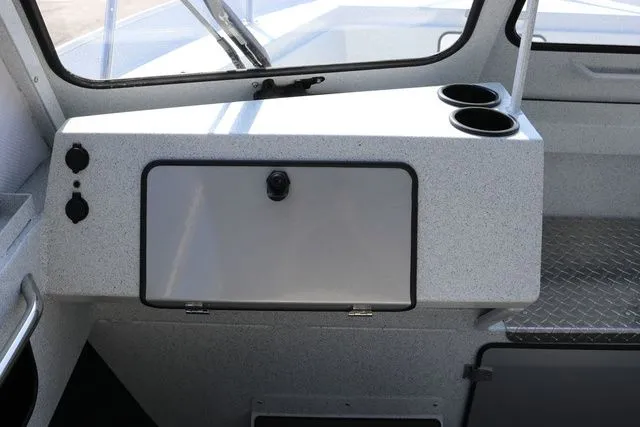 Slide: The Image of Kingfisher Escape 2425 HT 2026 - 9