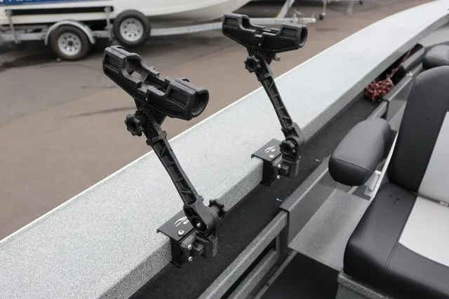 Slide: The Image of North River Osprey 26' 2022 - 13